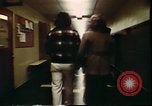 Immagine di Matrimonio di prova situazione Portland Oregon USA, 1975, secondo 19 filmato di repertorio 65675022749