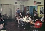 Immagine di Matrimonio di prova situazione Portland Oregon USA, 1975, secondo 38 filmato di repertorio 65675022749