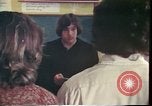 Immagine di Matrimonio di prova situazione Portland Oregon USA, 1975, secondo 61 filmato di repertorio 65675022749