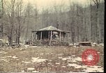 Standbild Holzhäuser Woodstock New York USA, 1975, aus Sekunde 21 historischem Filmmaterial Videoclip 65675022751