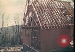 Standbild Holzhäuser Woodstock New York USA, 1975, aus Sekunde 31 historischem Filmmaterial Videoclip 65675022751