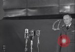 Standbild General LeMay Grönland Thule Air Force Base, 1954, aus Sekunde 6 historischem Filmmaterial Videoclip 65675022789