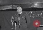 Standbild General LeMay Grönland Thule Air Force Base, 1954, aus Sekunde 12 historischem Filmmaterial Videoclip 65675022789