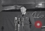 Standbild General LeMay Grönland Thule Air Force Base, 1954, aus Sekunde 39 historischem Filmmaterial Videoclip 65675022789