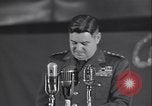 Standbild General LeMay Grönland Thule Air Force Base, 1954, aus Sekunde 58 historischem Filmmaterial Videoclip 65675022789