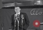 Immagine di Arthur Godfrey La Groenlandia, 1954, secondo 43 filmato di repertorio 65675022790