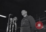 Immagine di Il personale dell'Air Force La Groenlandia Thule Air Force Base, 1954, secondo 49 filmato di repertorio 65675022793