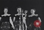 Immagine di Arthur Godfrey La Groenlandia Thule Air Force Base, 1954, secondo 53 filmato di repertorio 65675022797
