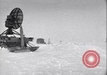Image Igloo à la base météorologique de l'armée le Groenland, 1954, de la seconde 11 séquences d'archives historiques vidéo 65675022801