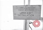 Image Igloo à la base météorologique de l'armée le Groenland, 1954, de la seconde 30 séquences d'archives historiques vidéo 65675022801
