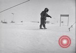 Image Igloo à la base météorologique de l'armée le Groenland, 1954, de la seconde 50 séquences d'archives historiques vidéo 65675022801