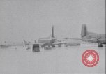 Standbild Militärische Übung "Wind Chill" Neufundland Kanada, 1954, aus Sekunde 52 historischem Filmmaterial Videoclip 65675022814