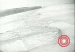 Standbild Convair B-36 Peacemaker Grönland, 1954, aus Sekunde 16 historischem Filmmaterial Videoclip 65675022817