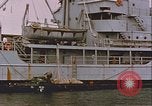 Immagine di Rifornimento di rugiada sito di linea Canada, 1957, secondo 15 filmato di repertorio 65675022831