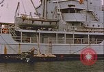 Immagine di Rifornimento di rugiada sito di linea Canada, 1957, secondo 16 filmato di repertorio 65675022831