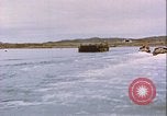 Immagine di Rifornimento di rugiada sito di linea Canada, 1957, secondo 30 filmato di repertorio 65675022831