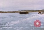 Immagine di Rifornimento di rugiada sito di linea Canada, 1957, secondo 33 filmato di repertorio 65675022831