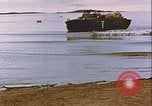 Immagine di Rifornimento di rugiada sito di linea Canada, 1957, secondo 57 filmato di repertorio 65675022831