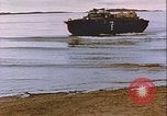Immagine di Rifornimento di rugiada sito di linea Canada, 1957, secondo 59 filmato di repertorio 65675022831