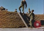 Standbild 549th AAA Bataillon Grönland, 1954, aus Sekunde 50 historischem Filmmaterial Videoclip 65675022833