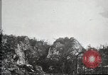 Standbild 1st Marine Division Peleliu Palau Inseln, 1944, aus Sekunde 24 historischem Filmmaterial Videoclip 65675022838