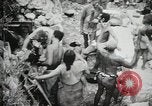Standbild 1st Marine Division Peleliu Palau Inseln, 1944, aus Sekunde 3 historischem Filmmaterial Videoclip 65675022839