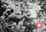 Standbild 1st Marine Division Peleliu Palau Inseln, 1944, aus Sekunde 6 historischem Filmmaterial Videoclip 65675022839