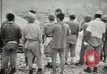Standbild 1st Marine Division Peleliu Palau Inseln, 1944, aus Sekunde 25 historischem Filmmaterial Videoclip 65675022840