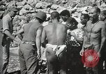 Standbild 1st Marine Division Peleliu Palau Inseln, 1944, aus Sekunde 8 historischem Filmmaterial Videoclip 65675022841