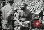 Standbild 1st Marine Division Peleliu Palau Inseln, 1944, aus Sekunde 60 historischem Filmmaterial Videoclip 65675022841