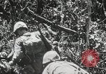 Standbild 1st Marine Division Peleliu Palau Inseln, 1944, aus Sekunde 31 historischem Filmmaterial Videoclip 65675022849