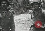Standbild 1st Marine Division Peleliu Palau Inseln, 1944, aus Sekunde 52 historischem Filmmaterial Videoclip 65675022849