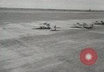 Standbild Angeles City Pampangga Zweiten Weltkrieg Bombenschäden Luzon Philippinen, 1945, aus Sekunde 42 historischem Filmmaterial Videoclip 65675022851