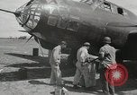 Standbild Angeles City Pampangga Zweiten Weltkrieg Bombenschäden Luzon Philippinen, 1945, aus Sekunde 55 historischem Filmmaterial Videoclip 65675022851