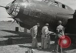 Standbild Angeles City Pampangga Zweiten Weltkrieg Bombenschäden Luzon Philippinen, 1945, aus Sekunde 56 historischem Filmmaterial Videoclip 65675022851