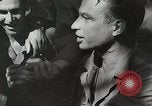 Standbild 1st Marine Division Peleliu Palau Inseln, 1945, aus Sekunde 42 historischem Filmmaterial Videoclip 65675022852