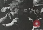 Standbild 1st Marine Division Peleliu Palau Inseln, 1945, aus Sekunde 46 historischem Filmmaterial Videoclip 65675022852
