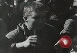 Standbild 1st Marine Division Peleliu Palau Inseln, 1945, aus Sekunde 51 historischem Filmmaterial Videoclip 65675022852