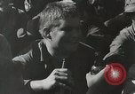 Standbild 1st Marine Division Peleliu Palau Inseln, 1945, aus Sekunde 52 historischem Filmmaterial Videoclip 65675022852