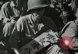 Standbild 1st Marine Division Peleliu Palau Inseln, 1945, aus Sekunde 56 historischem Filmmaterial Videoclip 65675022852