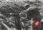 Standbild 1st Marine Division Peleliu Palau Inseln, 1945, aus Sekunde 45 historischem Filmmaterial Videoclip 65675022853