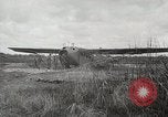 Standbild 1st Marine Division Peleliu Palau Inseln, 1945, aus Sekunde 15 historischem Filmmaterial Videoclip 65675022855