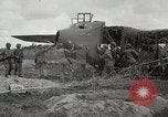 Standbild 1st Marine Division Peleliu Palau Inseln, 1945, aus Sekunde 18 historischem Filmmaterial Videoclip 65675022855