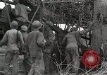 Standbild 1st Marine Division Peleliu Palau Inseln, 1945, aus Sekunde 30 historischem Filmmaterial Videoclip 65675022855