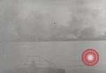 Standbild Schlacht von Peleliu Palau während Zweiten Weltkrieg Peleliu Palau Inseln, 1944, aus Sekunde 15 historischem Filmmaterial Videoclip 65675022860