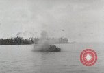 Standbild Schlacht von Peleliu Palau während Zweiten Weltkrieg Peleliu Palau Inseln, 1944, aus Sekunde 25 historischem Filmmaterial Videoclip 65675022860