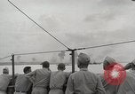 Standbild Allgemeine größere OP Smith und andere an Bord der USS Mount McKinley (AGC-7) Peleliu Palau Inseln, 1944, aus Sekunde 19 historischem Filmmaterial Videoclip 65675022861