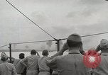 Standbild Allgemeine größere OP Smith und andere an Bord der USS Mount McKinley (AGC-7) Peleliu Palau Inseln, 1944, aus Sekunde 22 historischem Filmmaterial Videoclip 65675022861