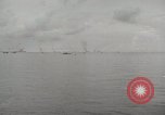 Standbild Allgemeine größere OP Smith und andere an Bord der USS Mount McKinley (AGC-7) Peleliu Palau Inseln, 1944, aus Sekunde 33 historischem Filmmaterial Videoclip 65675022861