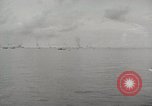 Standbild Allgemeine größere OP Smith und andere an Bord der USS Mount McKinley (AGC-7) Peleliu Palau Inseln, 1944, aus Sekunde 34 historischem Filmmaterial Videoclip 65675022861